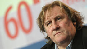 French artists stand up for Gerard Depardieu
